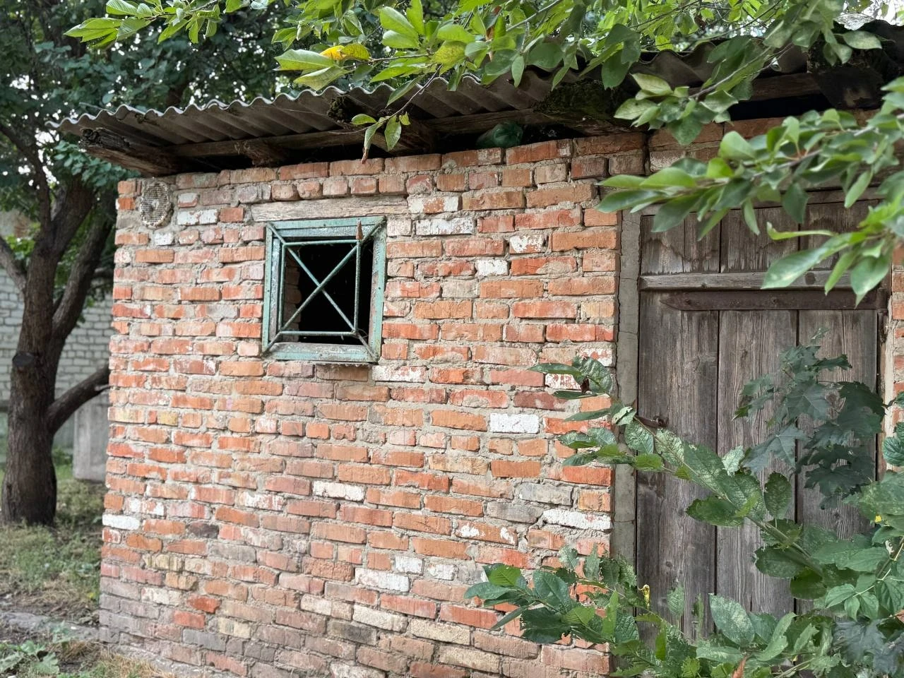 Роками просять облаштувати сміттєвий майданчик: як живе мікрорайон Цукрового заводу в Первомайську