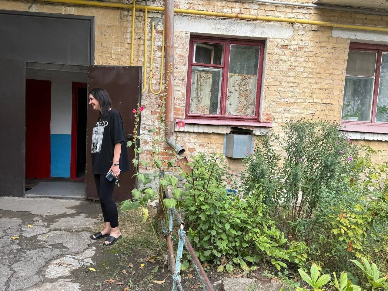 Роками просять облаштувати сміттєвий майданчик: як живе мікрорайон Цукрового заводу в Первомайську