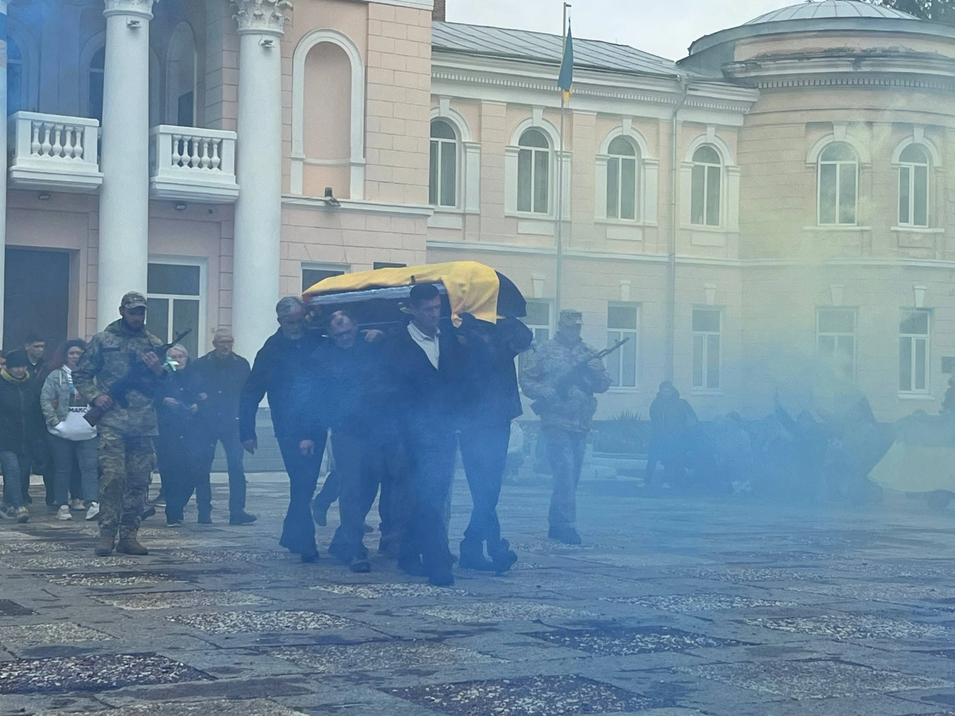У Первомайську попрощалися зі старшим солдатом Максимом Галіакберовим