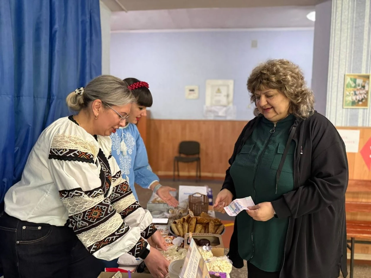 «Все для наших»: у початковій школі №11 влаштували осінній ярмарок на підтримку ЗСУ