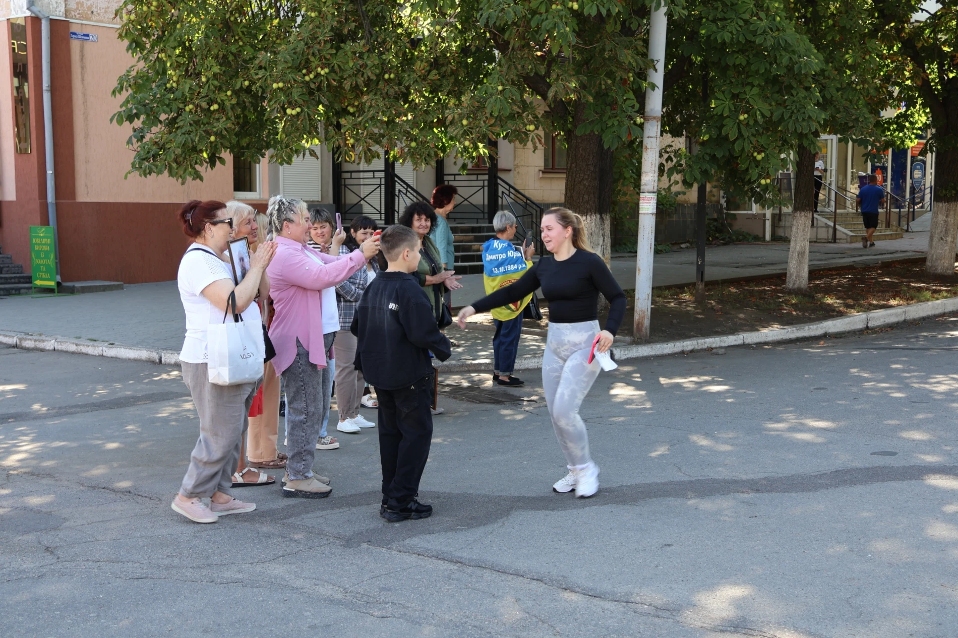 «Шаную воїнів, біжу за героїв України». У Первомайську відбувся забіг на честь полеглих захисників