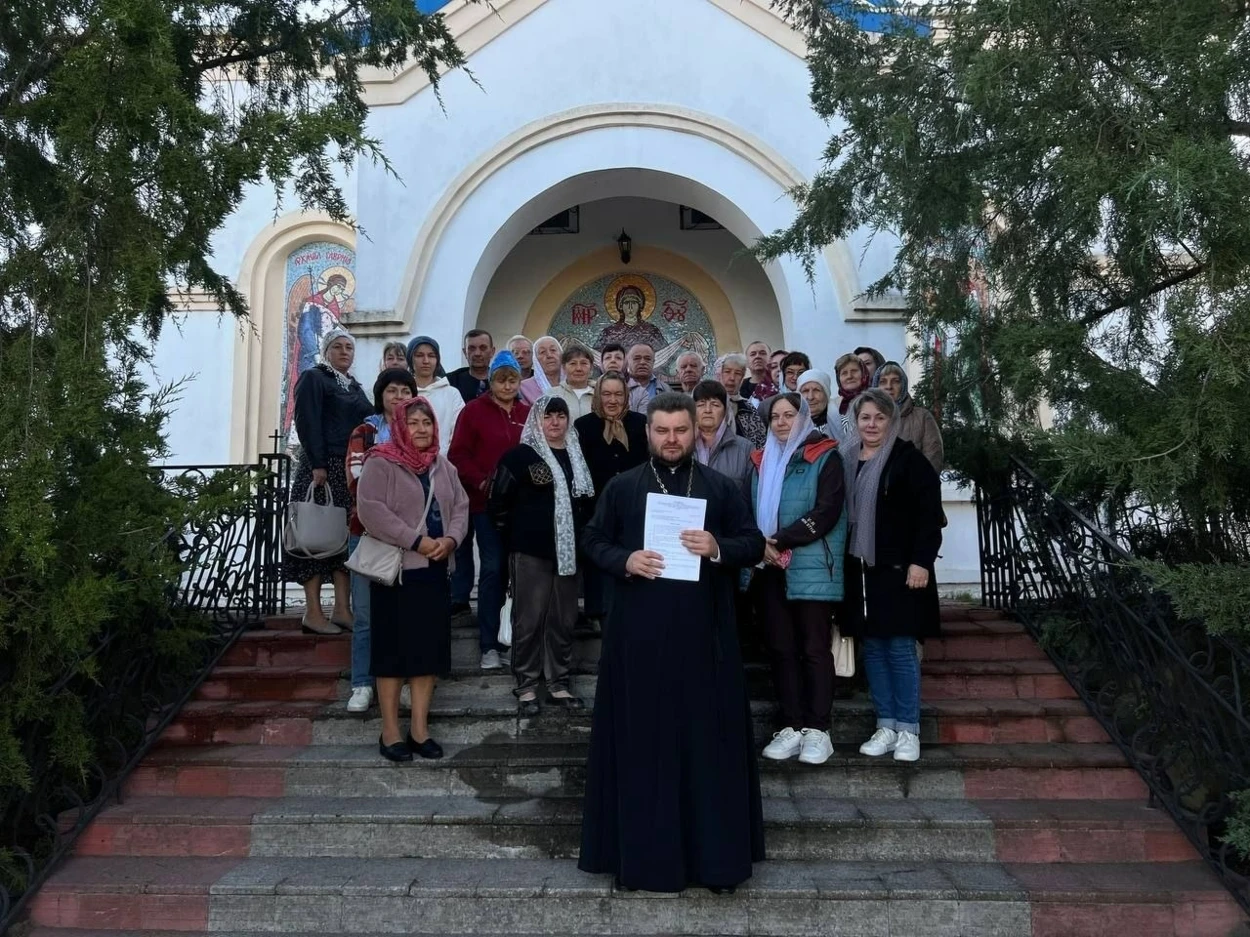«Ми вирішили йти своїм шляхом»: настоятель храму на Скалі у Первомайську про перехід громади до ПЦУ