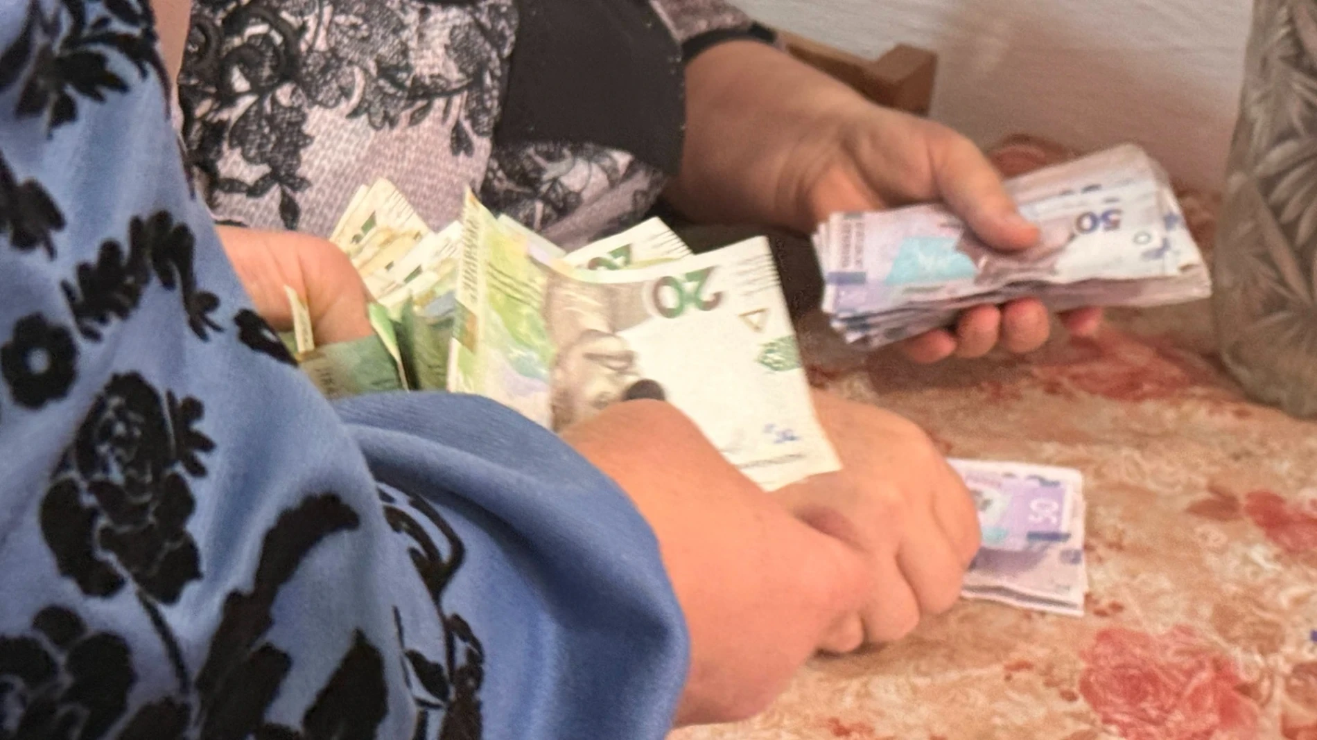Наготували, поярмаркували, посмакували і гроші на збір передали. Дякуємо гімназії Кінецьполя!