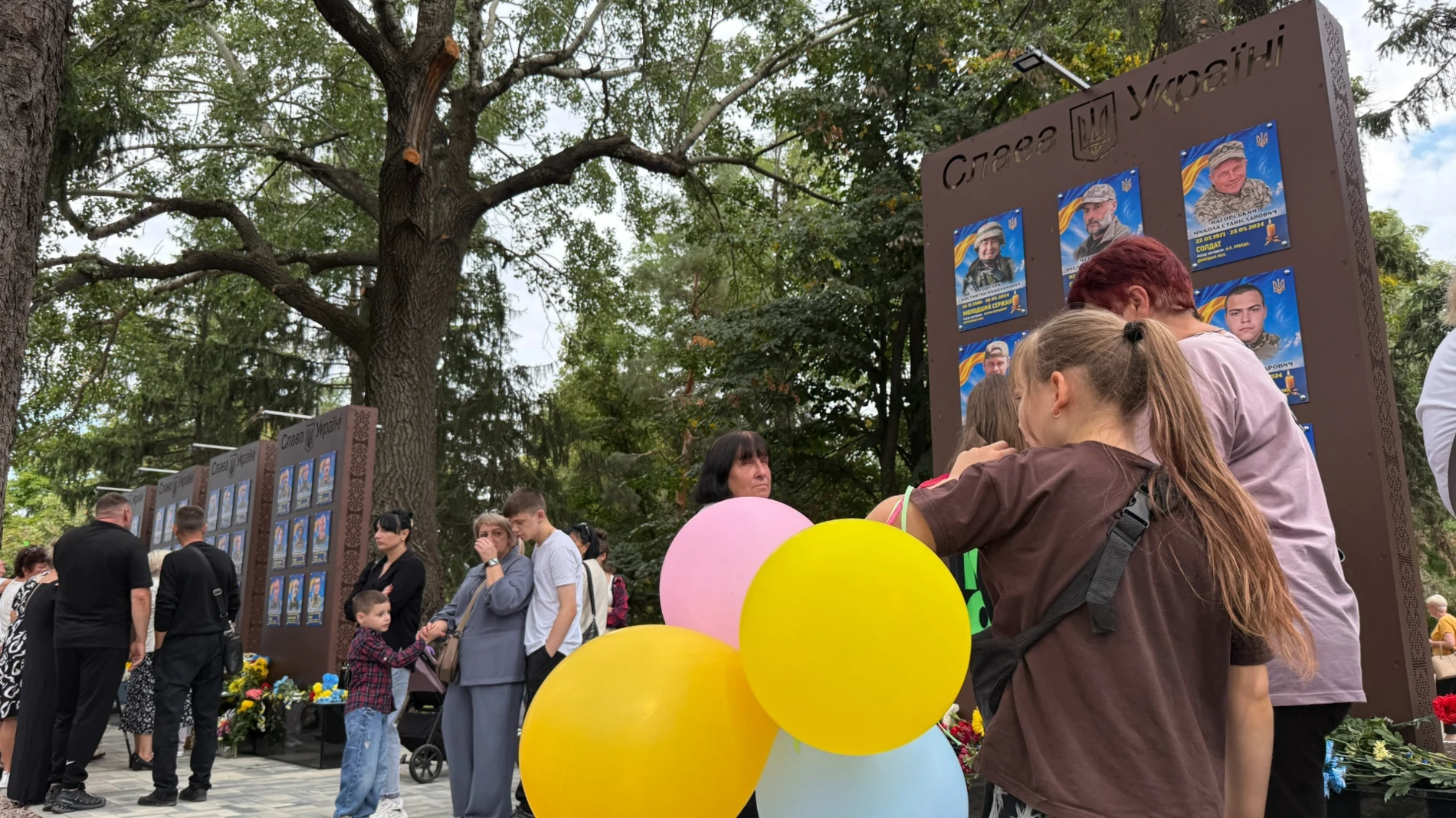 У Первомайську в День міста відбулося урочисте відкриття Алеї Слави