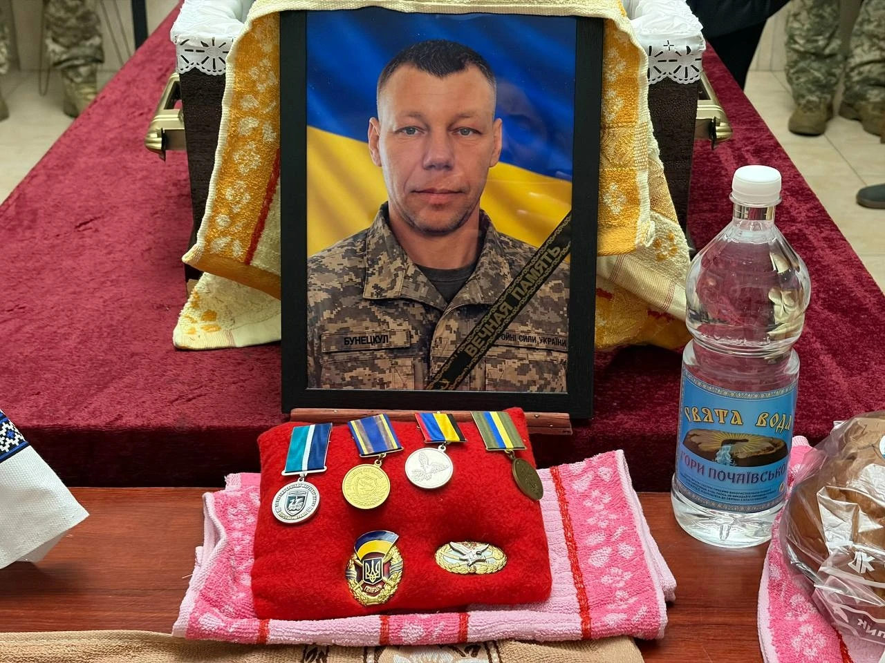 У Первомайську попрощалися із захисником України Іваном Бунецкулом