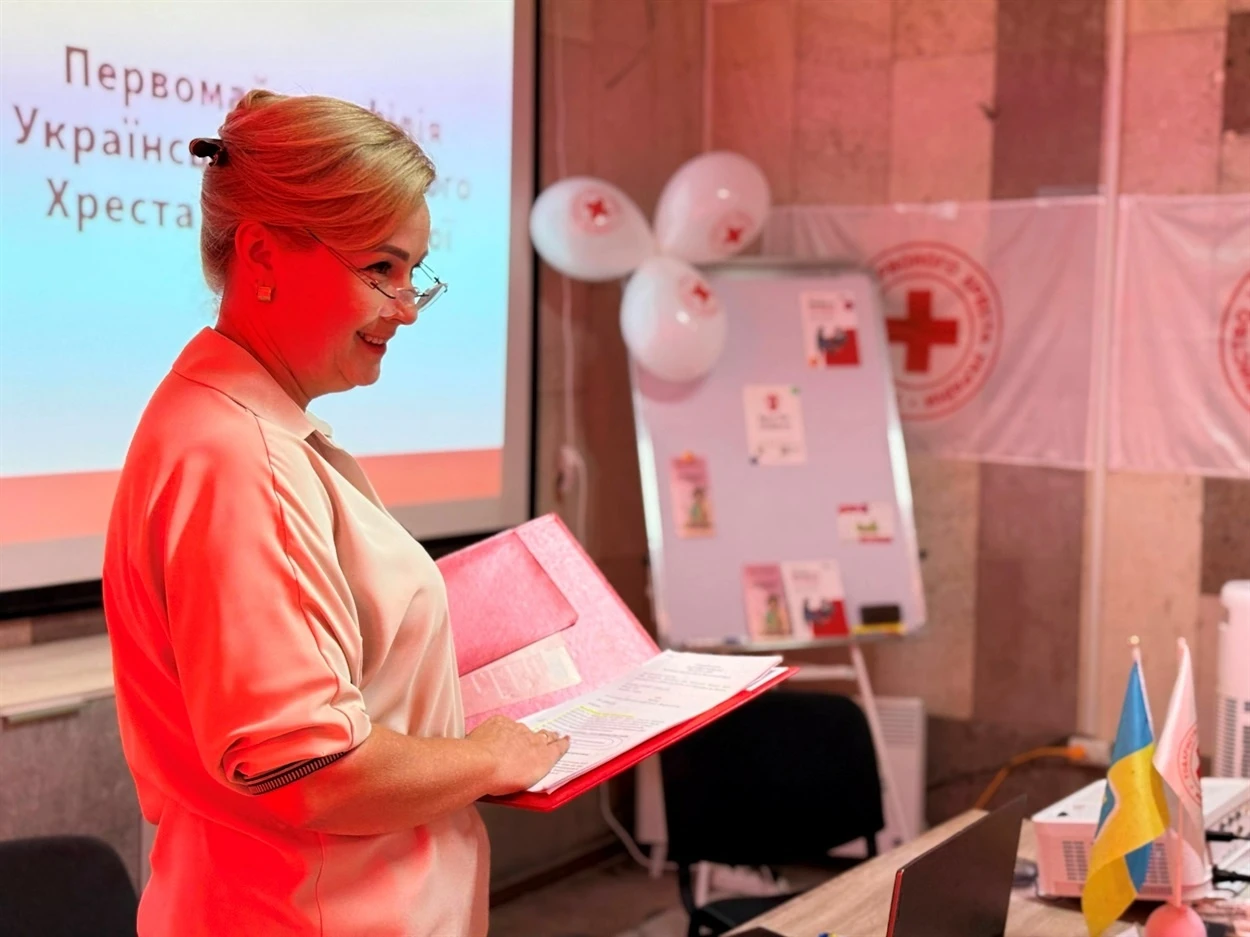 «Я свою місію виконала»: Яна Євтушенко залишає посаду голови Первомайської філії Червоного Хреста