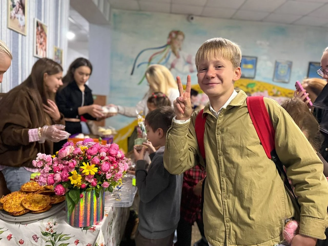 «Все для наших»: у початковій школі №11 влаштували осінній ярмарок на підтримку ЗСУ