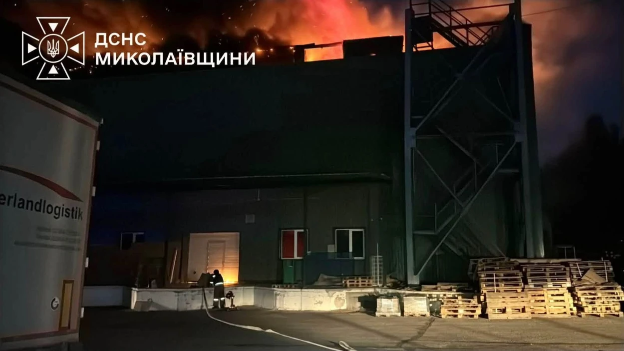 Миколаївщину атакували ракетами, КАБами та дронами: пошкоджені енергетичні й цивільні об’єкти