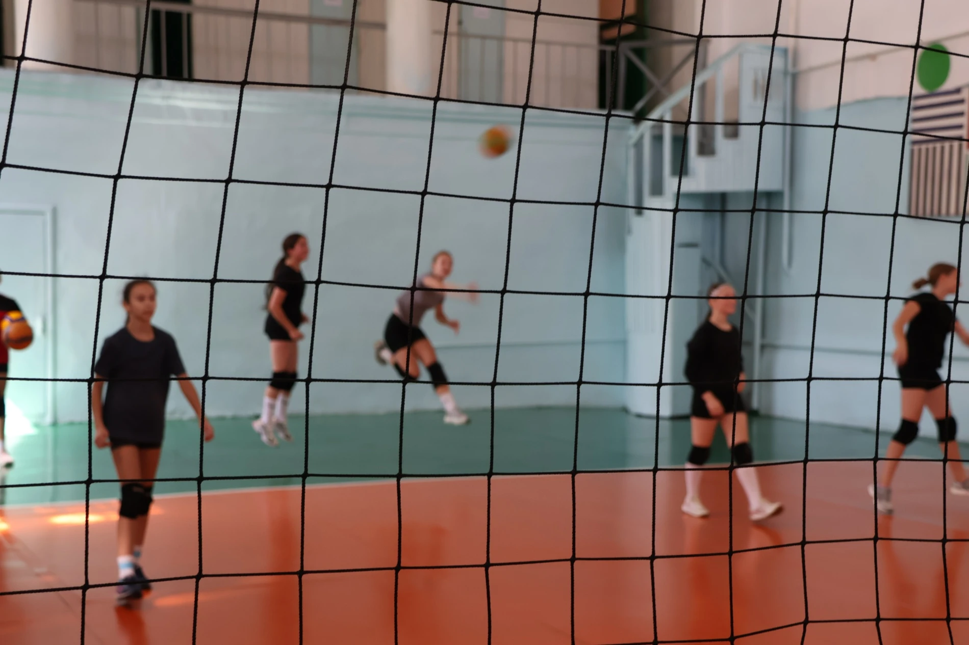 Кують чемпіонок та долають виклики: як тренується й чекає поповнення дівоча команда «Гіпаніс-ДЮСШ»