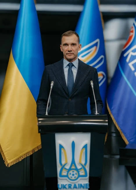 Шеві — 50! Як Андрій Шевченко підкорив «Мілан» та завоював «Золотий м'яч»