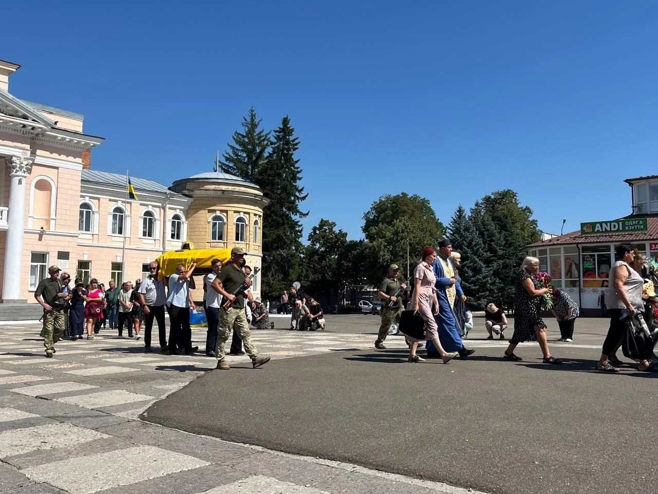 Первомайськ попрощався із захисником Русланом Чернявським
