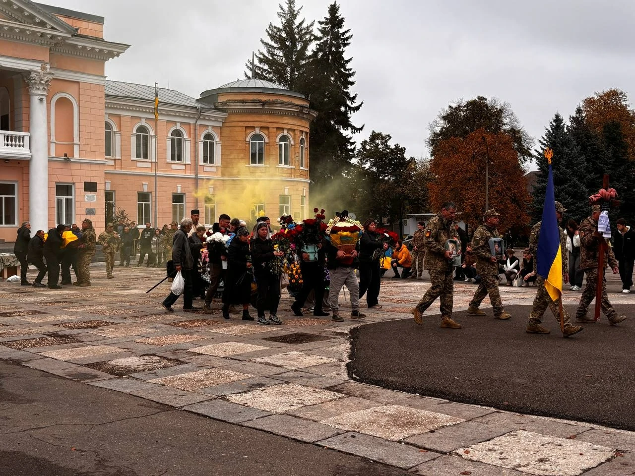 Майже два роки невідомості: Первомайськ поховав старшого солдата Євгенія Князєва