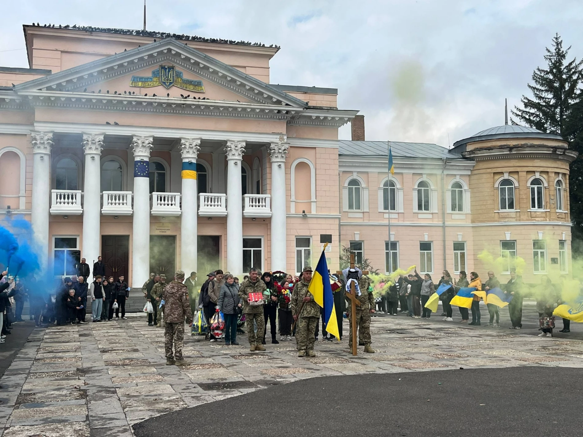 У Первомайську попрощалися зі старшим солдатом Максимом Галіакберовим