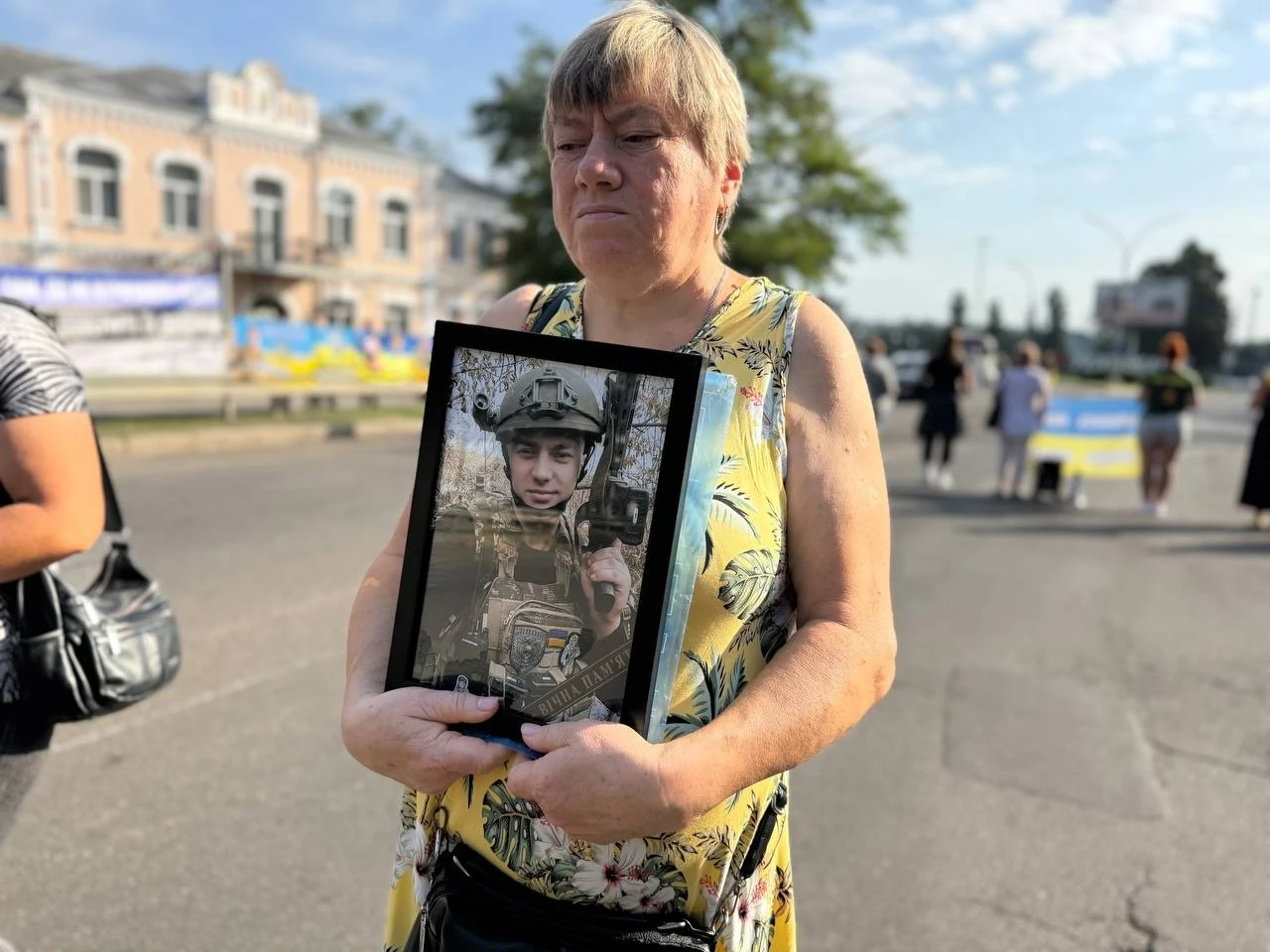«Полон вбиває. Не мовчи»: у Первомайську знову нагадували про тих, кого чекають удома