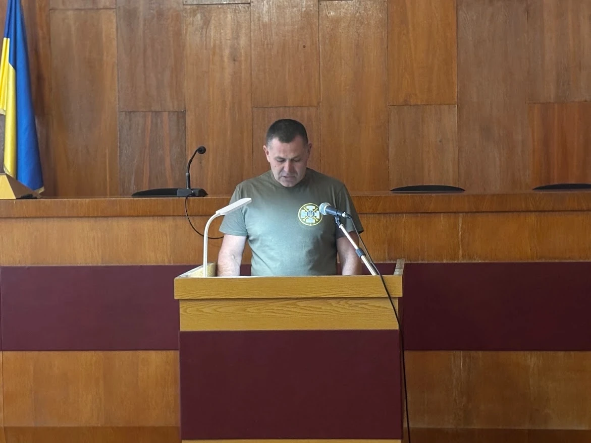 «Мені легше на передовій, ніж збирати ці папери»: про що ветерани говорили з владою Первомайська