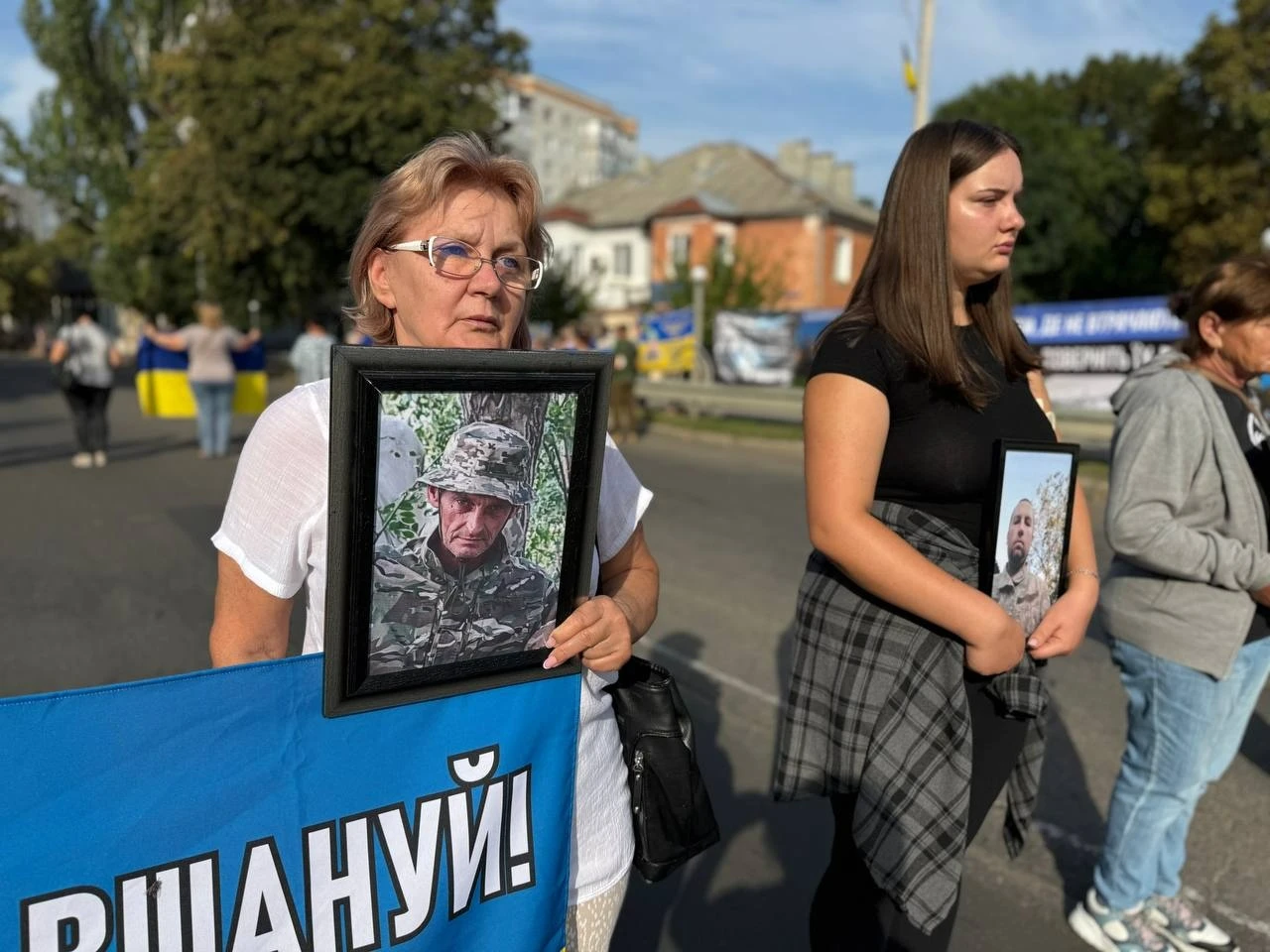 «Полон вбиває. Не мовчи»: у Первомайську знову нагадували про тих, кого чекають удома