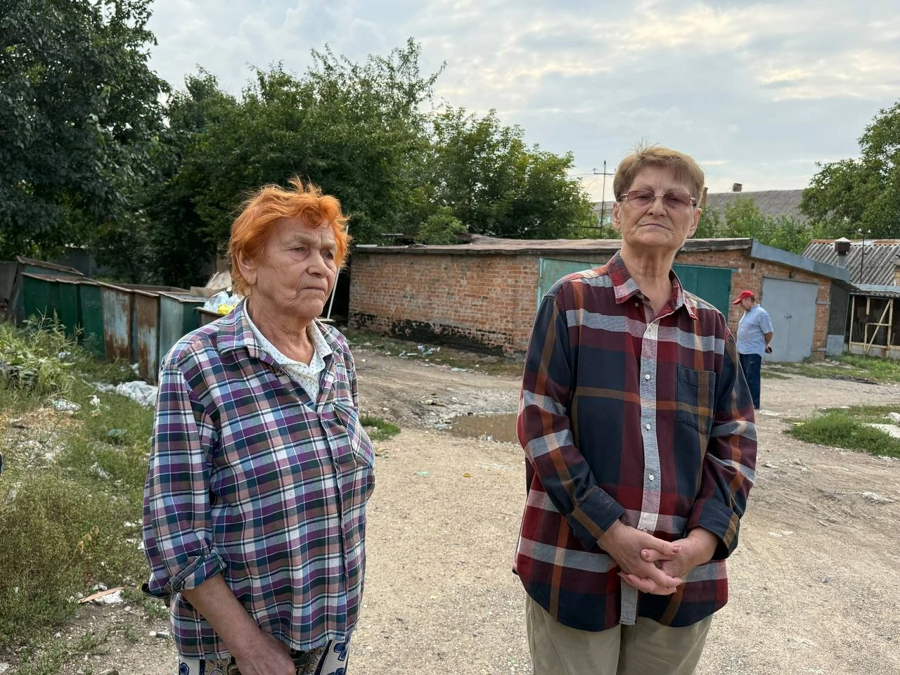 Роками просять облаштувати сміттєвий майданчик: як живе мікрорайон Цукрового заводу в Первомайську