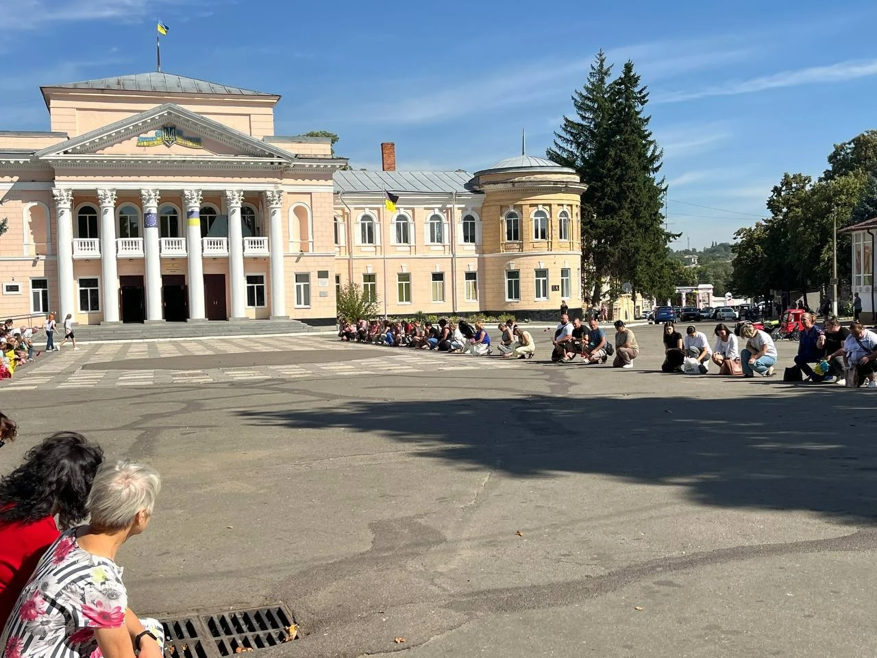 Первомайськ провів в останню путь захисника Микиту Лютенка