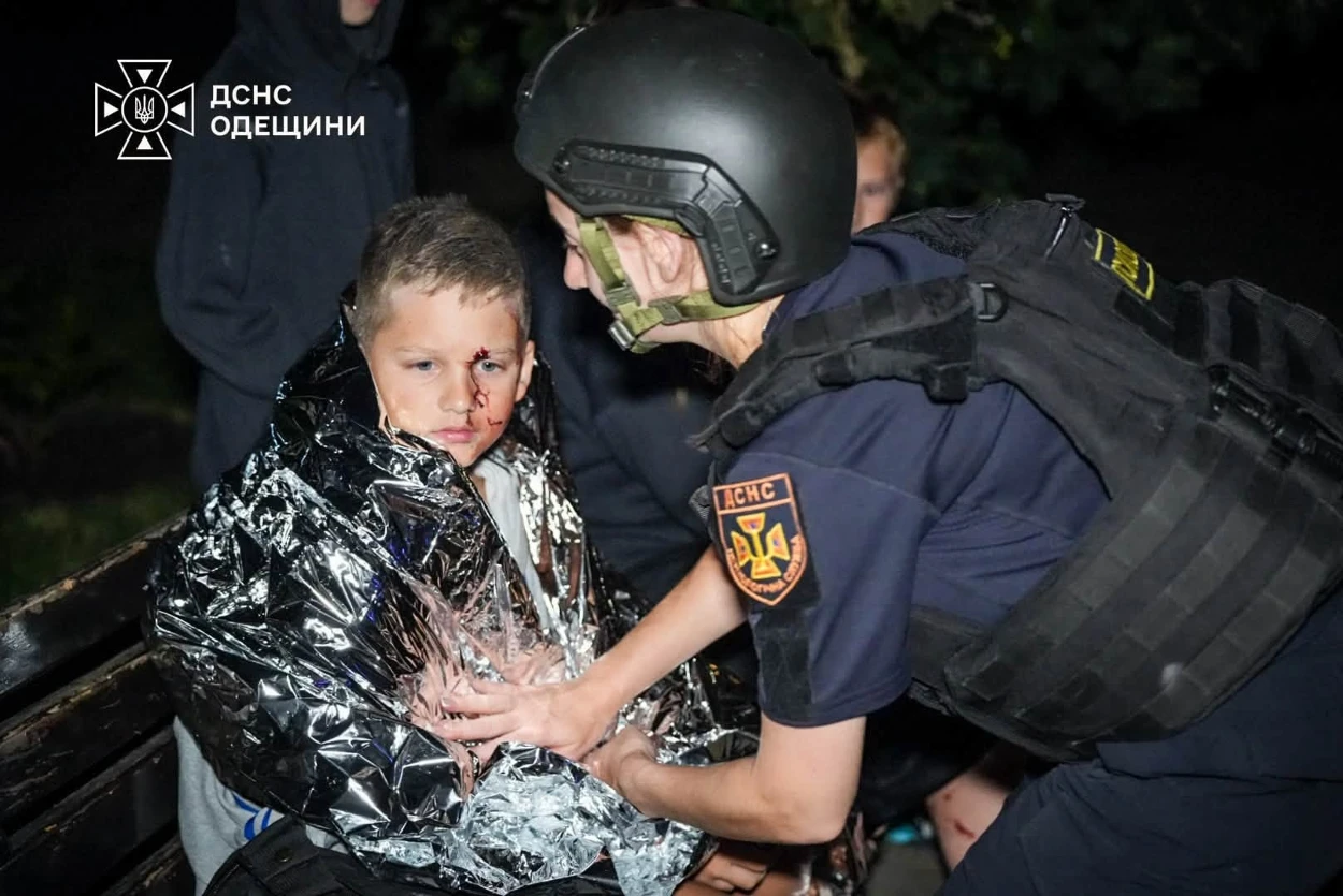 Унаслідок нічної атаки на Одесу постраждали 17 людей, серед них — троє дітей