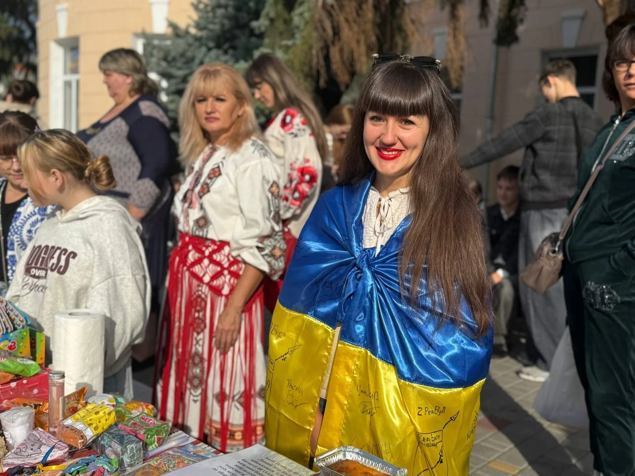Від меду до виробів зі шкіри: чим дивував ярмарок на День Первомайська