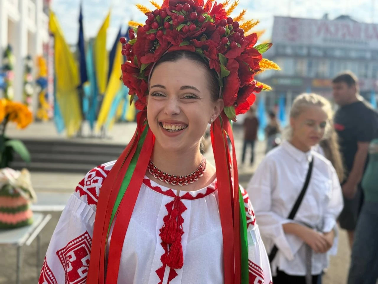 Від меду до виробів зі шкіри: чим дивував ярмарок на День Первомайська