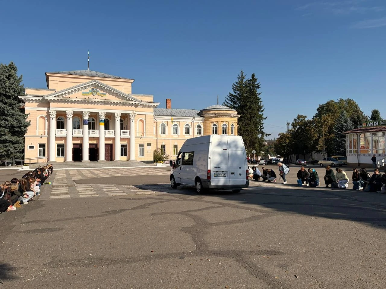 Первомайськ попрощався із захисником України Олегом Мирошниченком