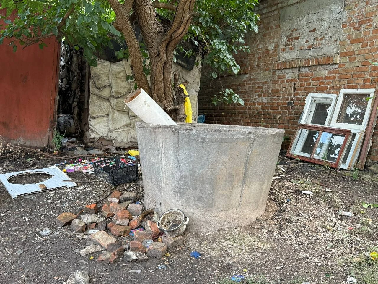Роками просять облаштувати сміттєвий майданчик: як живе мікрорайон Цукрового заводу в Первомайську