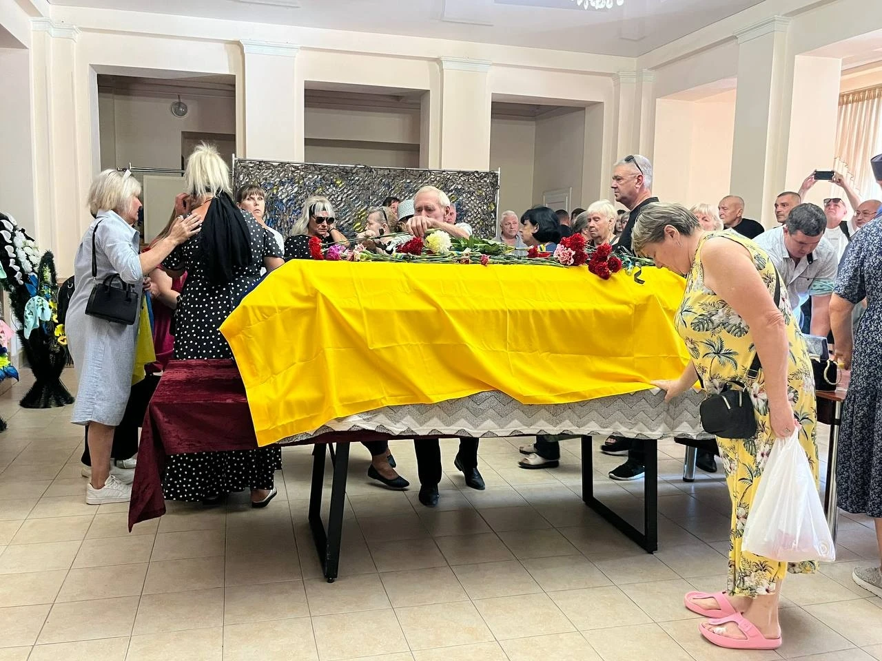 Первомайськ попрощався із захисником Русланом Чернявським