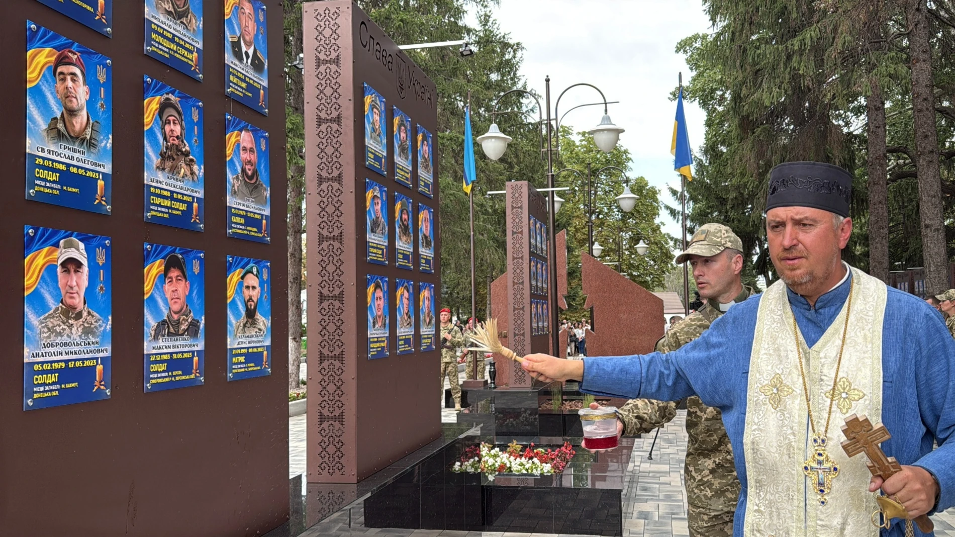 У Первомайську в День міста відбулося урочисте відкриття Алеї Слави