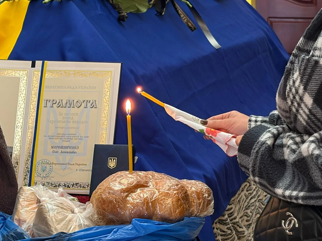 Первомайськ попрощався із захисником України Олегом Мирошниченком