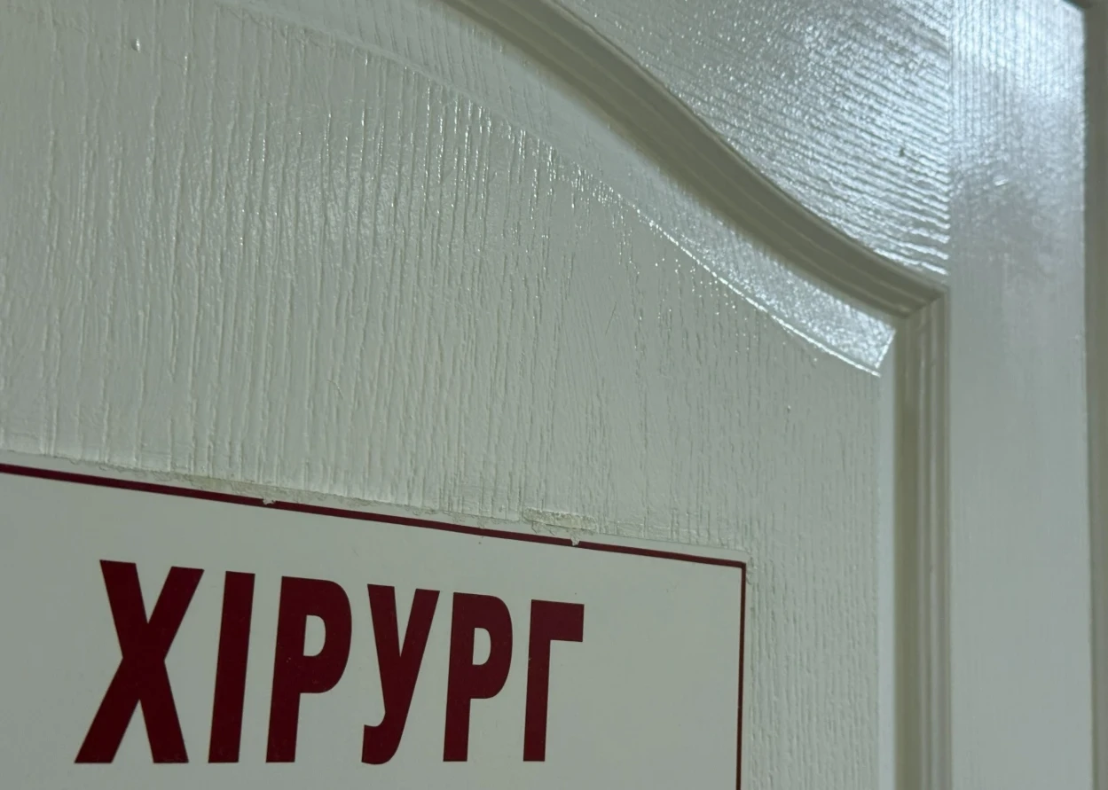 «Краще прийти з дрібницею, ніж чекати, доки «саме мине»: у Первомайську приймає дитячий хірург