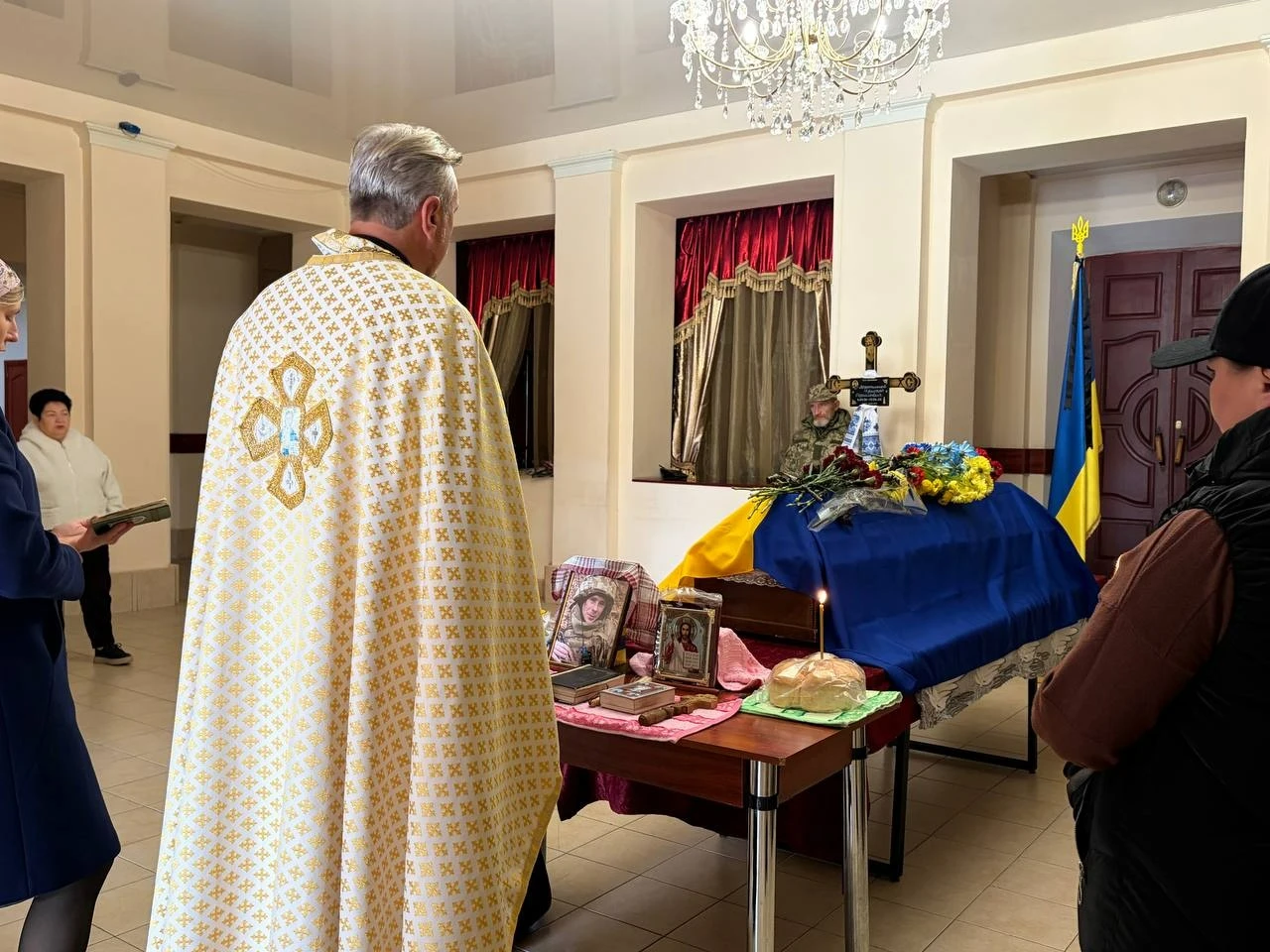 У Первомайську попрощалися із захисником України Дмитром Воротинцевим
