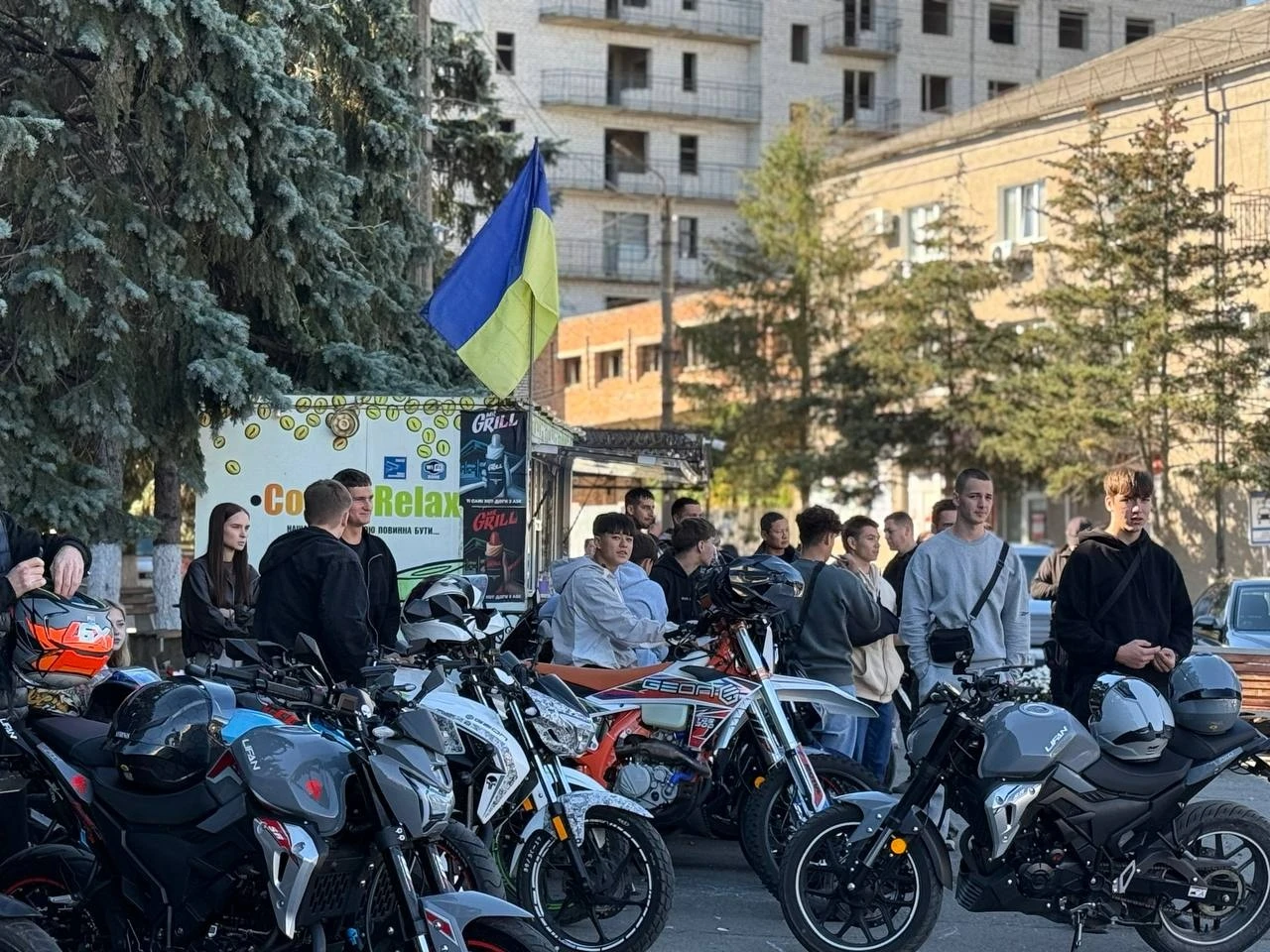 Драйв, свобода і підтримка ЗСУ: у Первомайську закрили мотосезон-2026