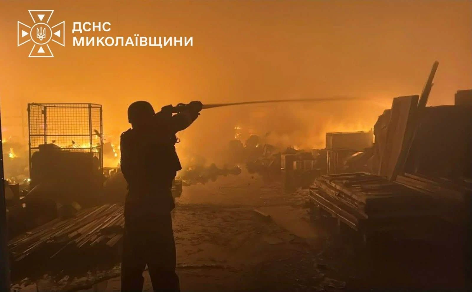 Миколаївщину атакували ракетами, КАБами та дронами: пошкоджені енергетичні й цивільні об’єкти