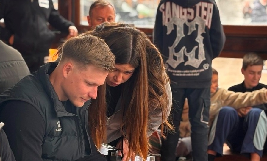 Тренери клубу "Нептун" Дмитро та Ельвіра Деревінські