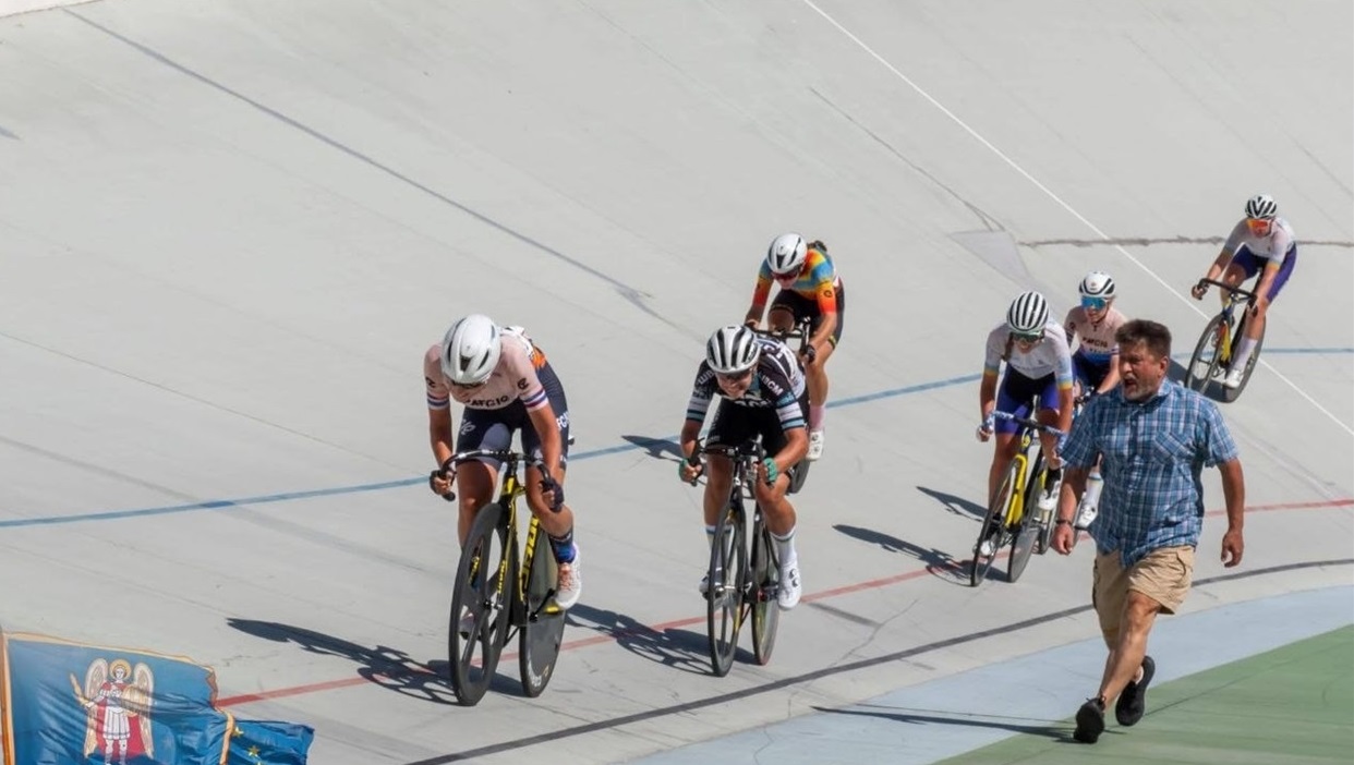 фото ілюстративне: на велотреку Києва з-поміж учасників гонки вихованка Первомайської ДЮСШ Катерина Величко