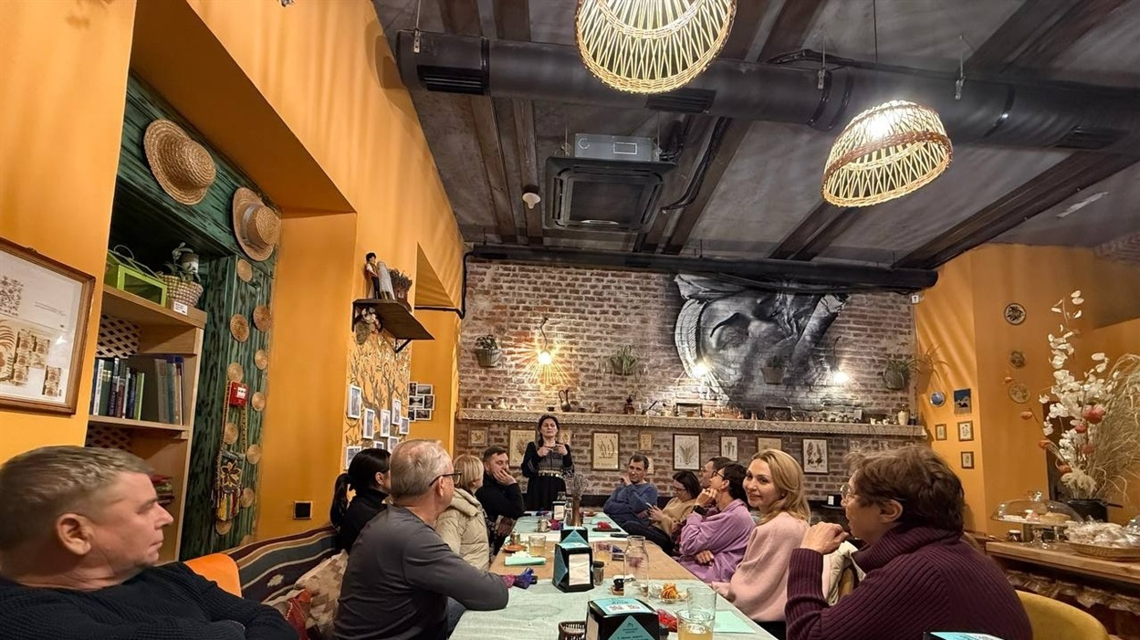 Леране Хайбуллаєва ділиться родинною історією, у якій переплелися пам’ять про депортацію, сила традицій і любов до рідної культури