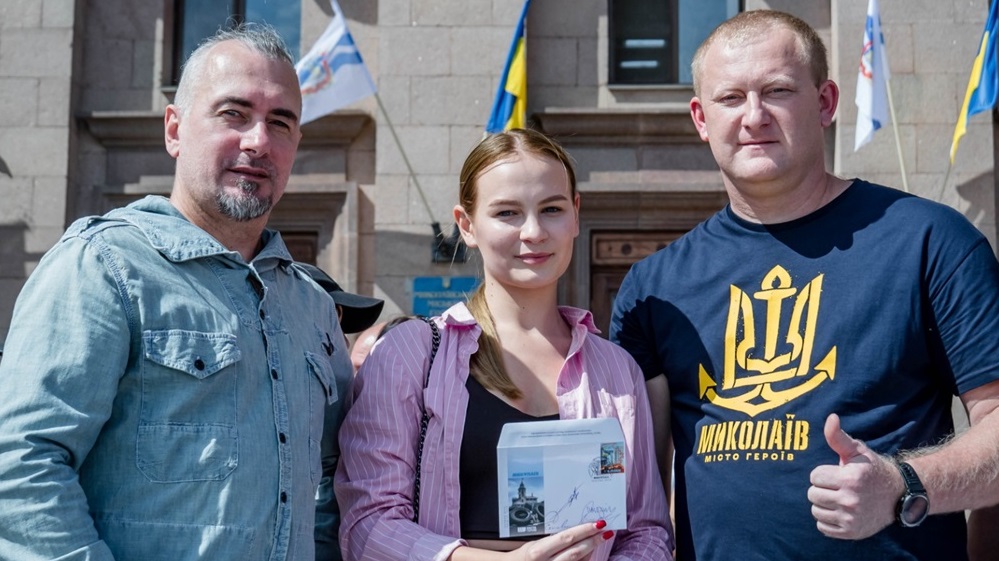 Дмитро Скороходов (ліворуч), Олена Нараївська та Володимир Очеретюк