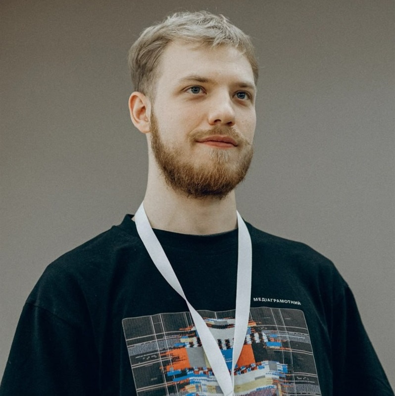 Олександр Пирожков