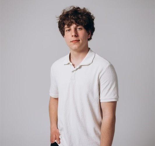 200 балів — і новий старт: історії найуспішніших випускників Первомайської громади
