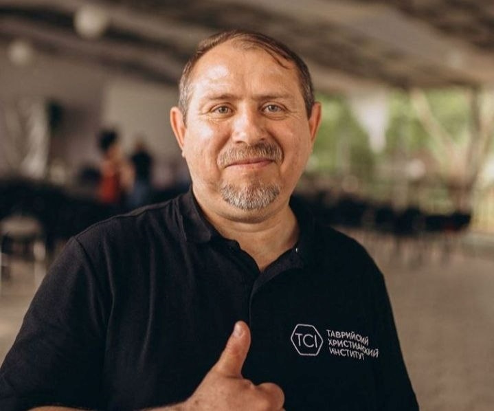 Олег Деркаченко