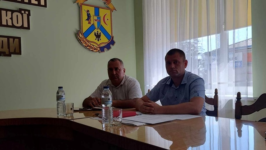 Володимир Рябченко, заступник міського голови, Павло Мамотенко, начальник відділу з питань надзвичайних ситуацій