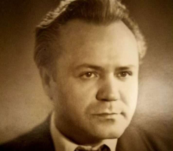 Письменник Віталій Колодій