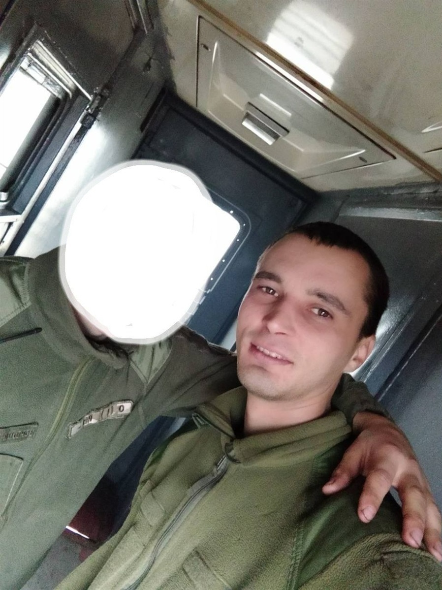 До повномасштабного вторгнення Віктор служив неподалік від міста Олешки
