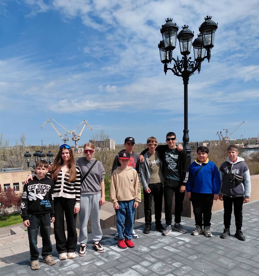 Первомайська делегація велоспортсменів на набережній Миколаєва