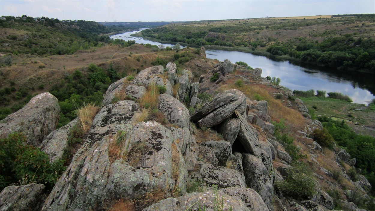 Бузький Гард
