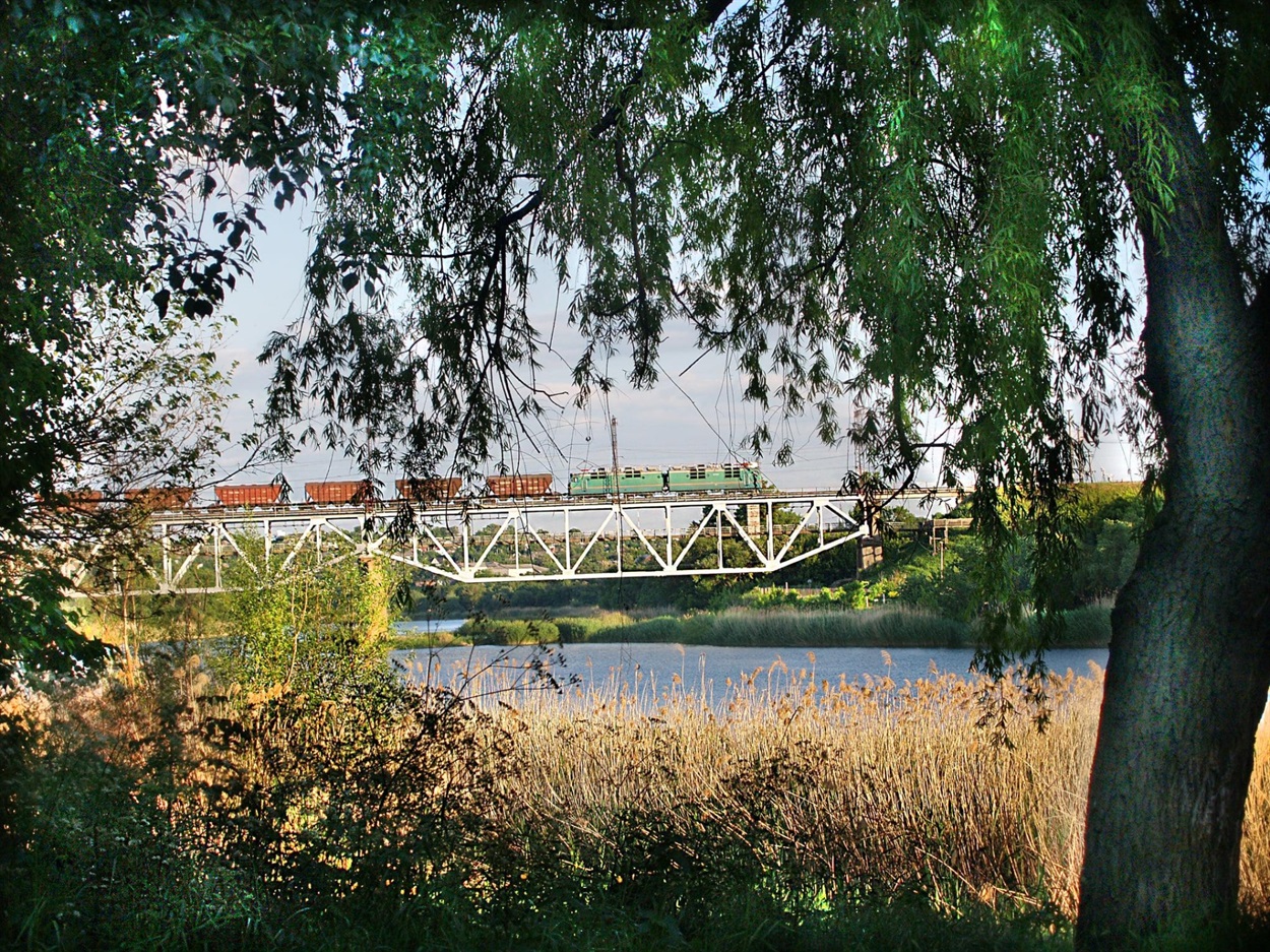 Залізничний міст