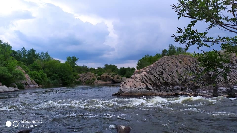 Бузький Гард