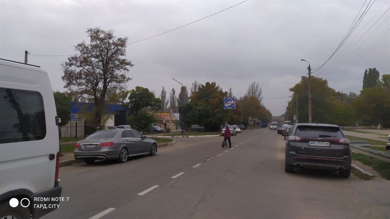 На вулиці Корабельній від АТБ до ринку