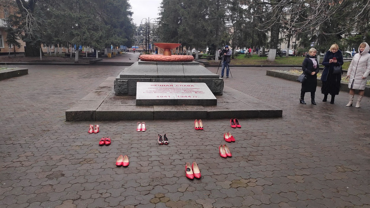 Не мовчіть!